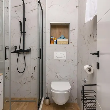 Luxurious Apartment-copacabana Only 100 M Apartment Trogir