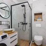 Luxurious Apartment-copacabana Only 100 M Διαμέρισμα *